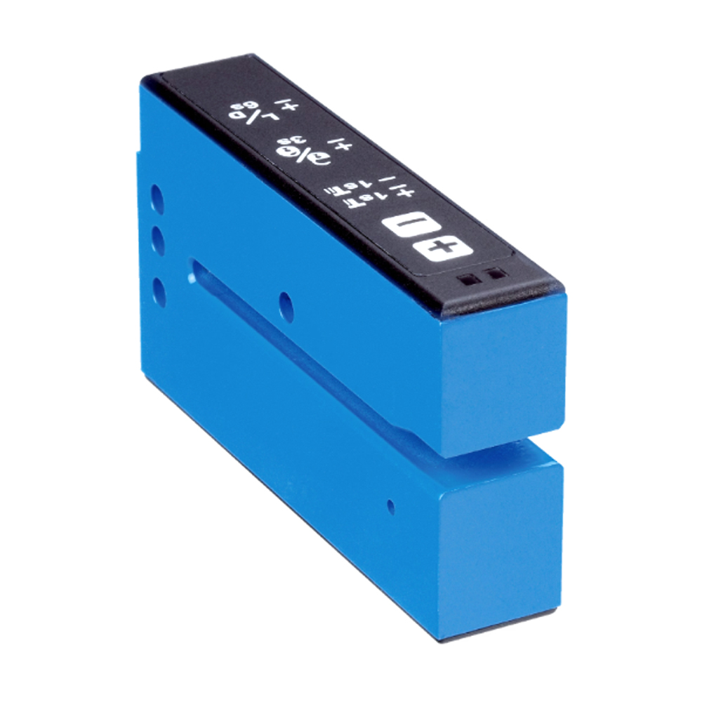 CẢM BIẾN NGÃ BA UFN3-70B413 - 6049678 SICK