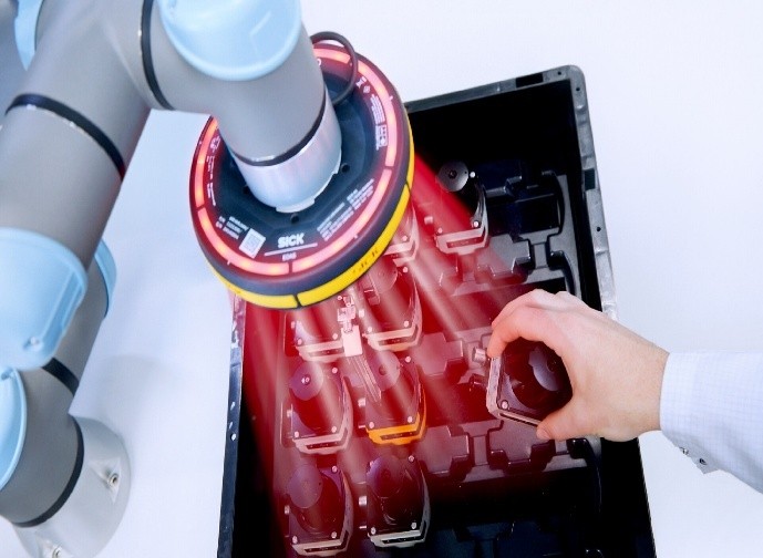 END-OF-ARM-SAFEGUARD – GIẢI PHÁP BẢO VỆ ĐẦU GẮP ROBOT AN TOÀN TỪ SICK